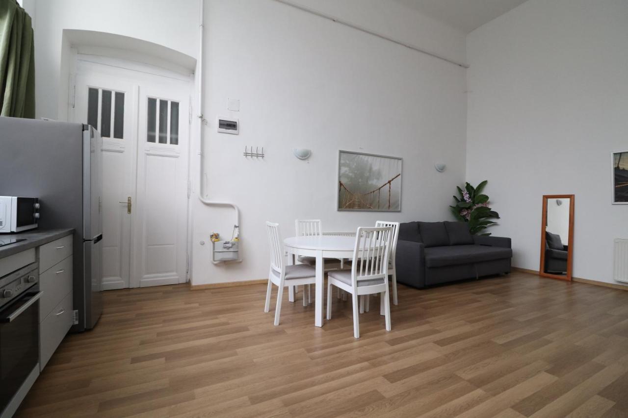 New Guest House A In Kiraly Street 106 Budapest Ngoại thất bức ảnh